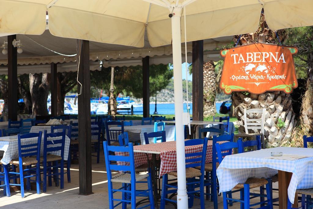 Verdelis Inn Epidaurus Bagian luar foto