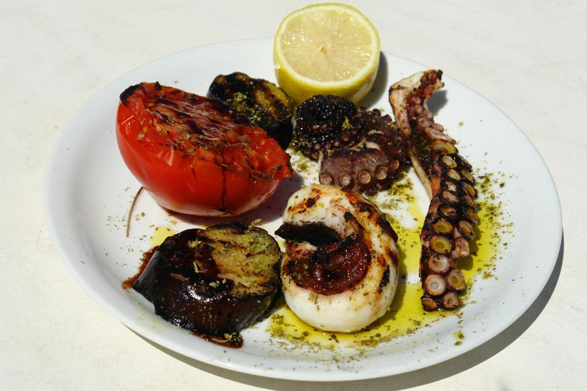 Verdelis Inn Epidaurus Bagian luar foto