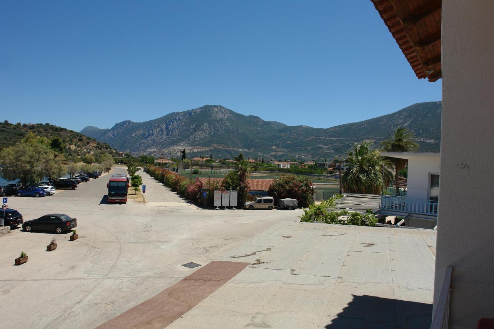 Verdelis Inn Epidaurus Bagian luar foto